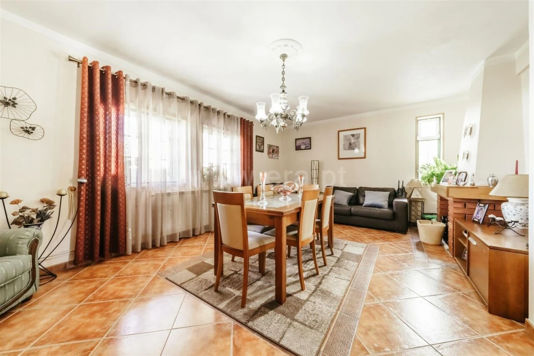 Moradia T3 para Venda em Covilhã e Canhoso Foto 11