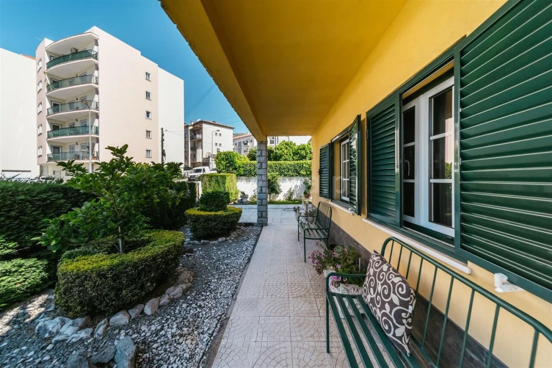 Moradia T3 para Venda em Covilhã e Canhoso Foto 4