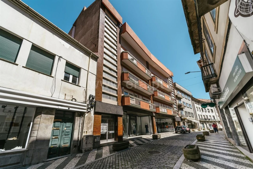 Armazém para Venda em Covilhã e Canhoso Foto 1