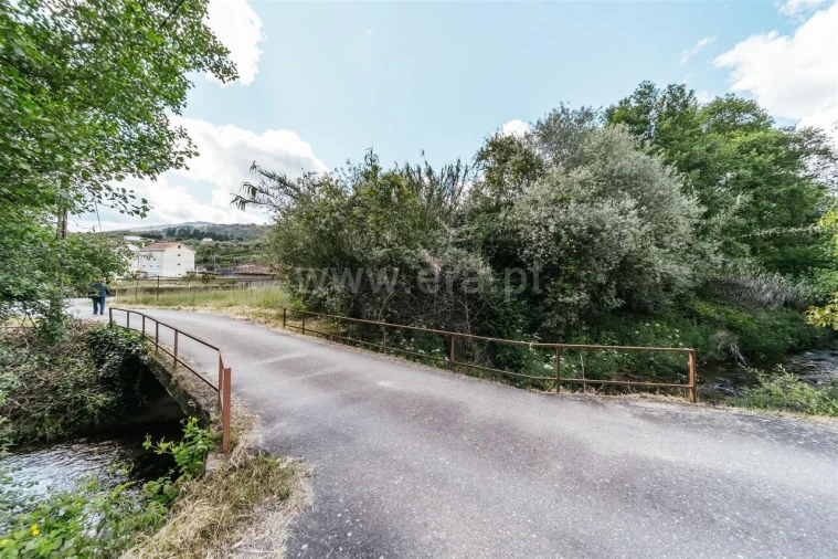 Quinta T0 para Venda em Teixoso e Sarzedo Foto 3