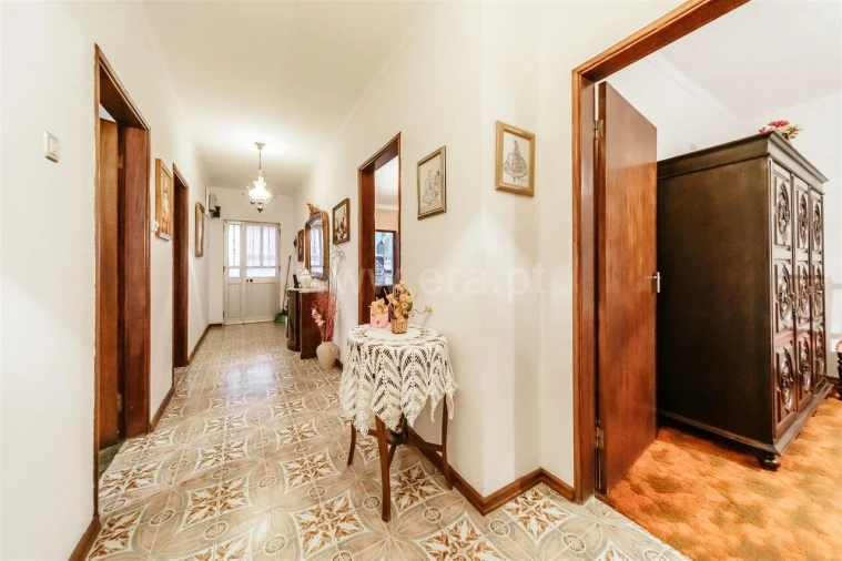 Moradia T8 para Venda em Casegas e Ourondo Foto 12