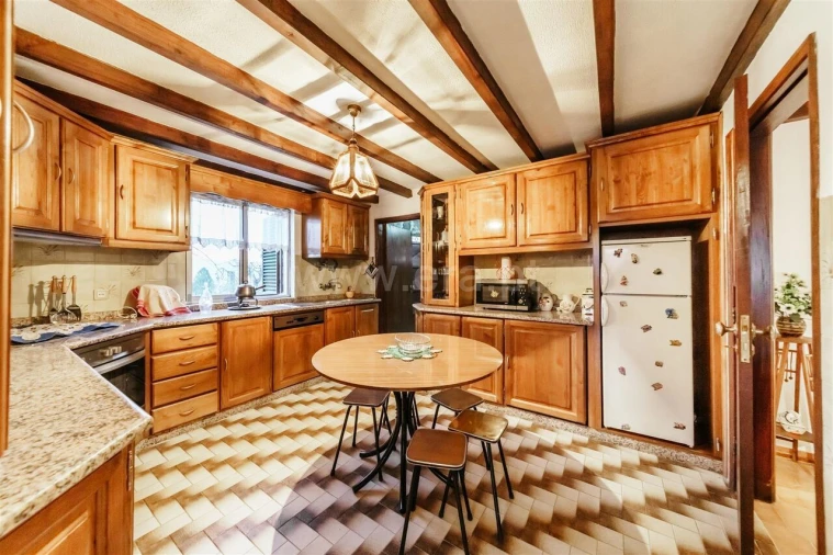 Moradia T8 para Venda em Casegas e Ourondo Foto 10