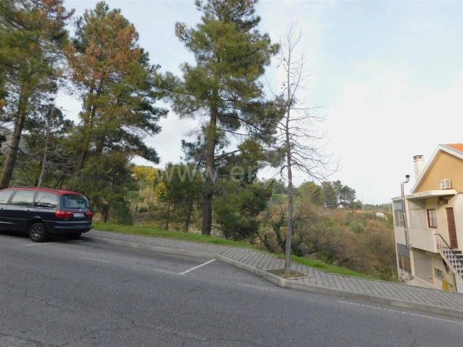 Terreno para Venda em Covilhã e Canhoso Foto 2