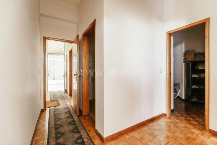 Loja para Venda em Covilhã e Canhoso Foto 16