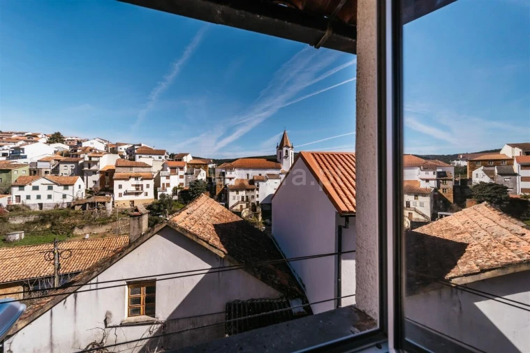 Moradia T2 para Venda em Casegas e Ourondo Foto 14