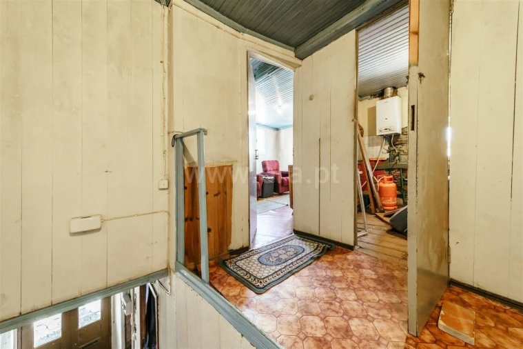 Moradia T2 para Venda em Casegas e Ourondo Foto 11