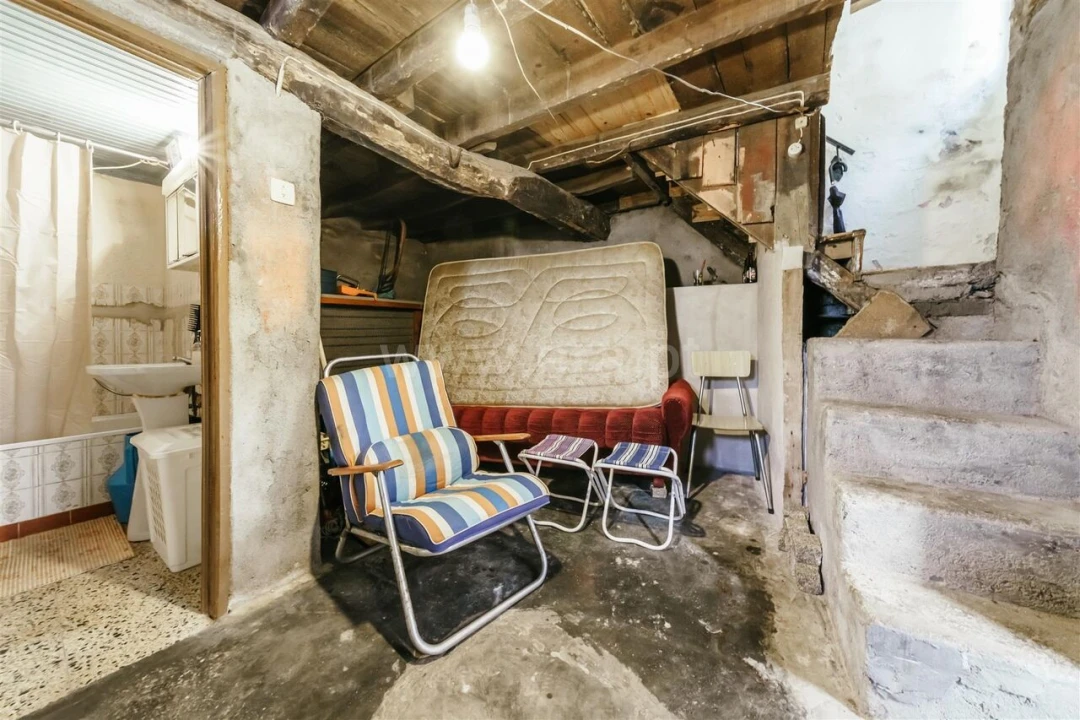 Moradia T2 para Venda em Casegas e Ourondo Foto 4