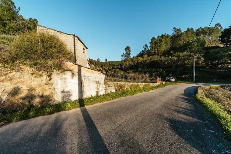 Terreno para Venda em Casegas e Ourondo Foto 4