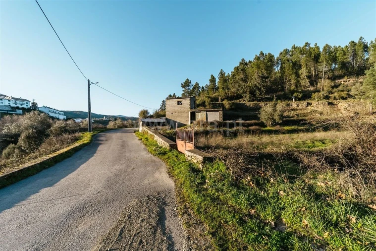 Terreno para Venda em Casegas e Ourondo Foto 11