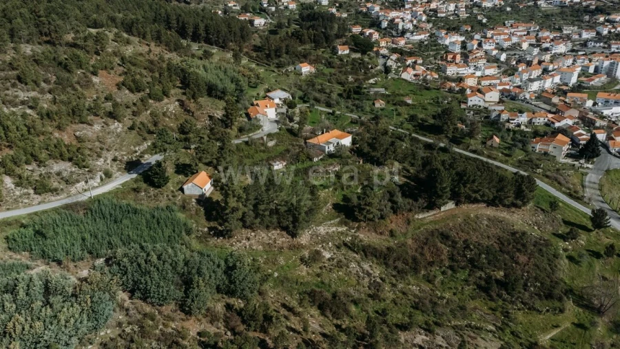 Quinta T3 para Venda em Cantar-Galo e Vila do Carvalho Foto 20