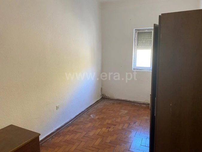 Apartamento T3 para Venda em Covilhã e Canhoso Foto 5