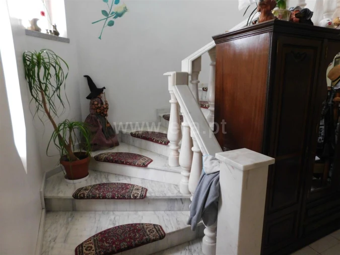 Prédio para Venda em Covilhã e Canhoso Foto 4