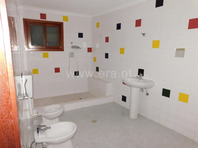 Prédio para Venda em Covilhã e Canhoso Foto 16