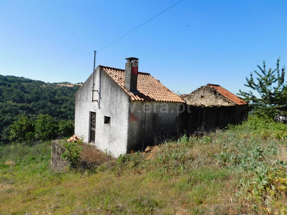 Moradia T2 para Venda em Teixoso e Sarzedo Foto 4