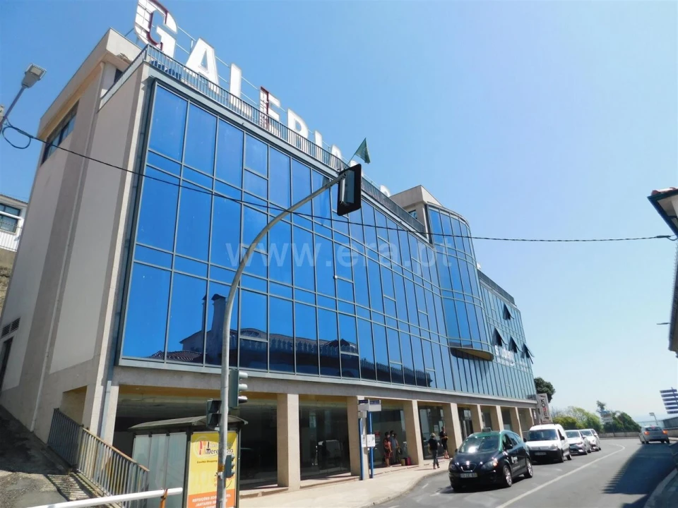 Loja para Venda em Covilhã e Canhoso Foto 8