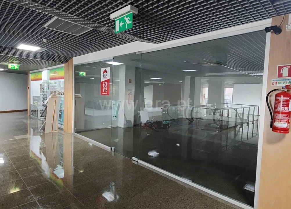 Loja para Venda em Covilhã e Canhoso Foto 7