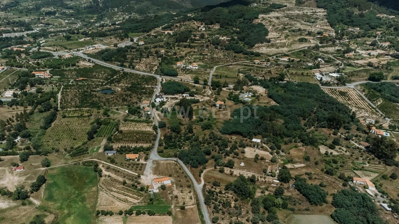 Terreno para Venda em Teixoso e Sarzedo Foto 7