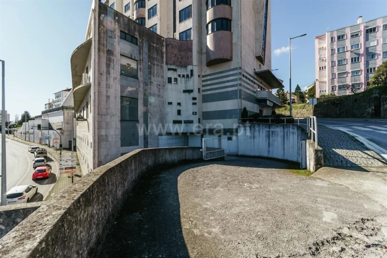 Garagem para Venda em Covilhã e Canhoso Foto 4