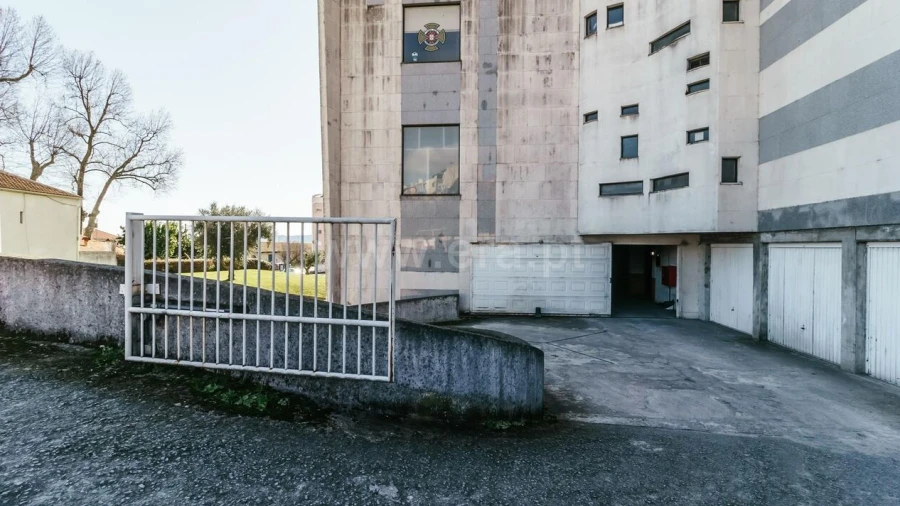 Garagem para Venda em Covilhã e Canhoso