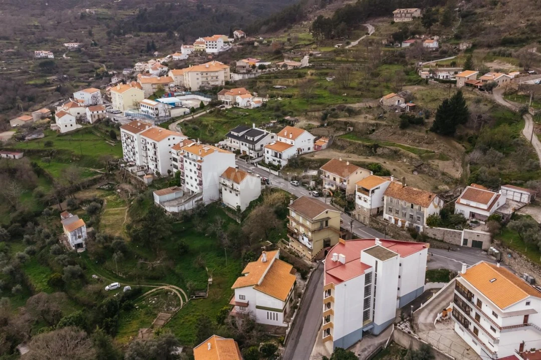 Terreno para Venda em Covilhã e Canhoso Foto 3