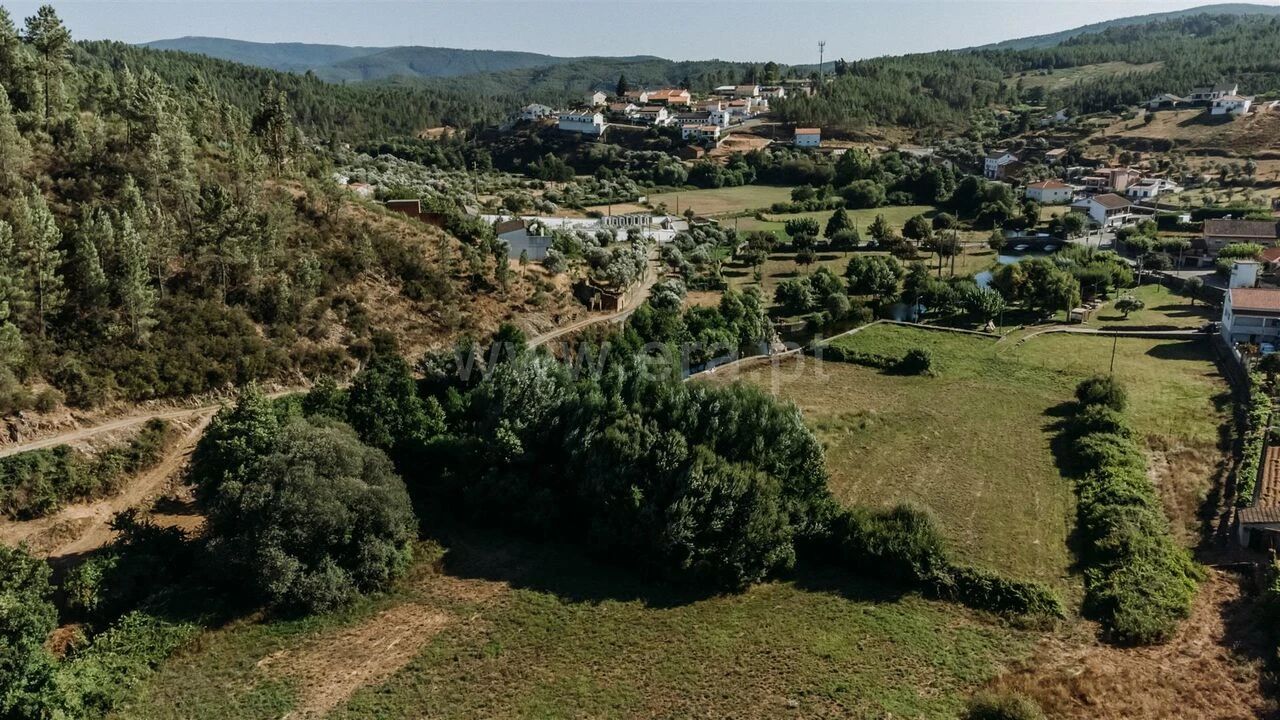 Moradia T2 para Venda em Casegas e Ourondo Foto 12