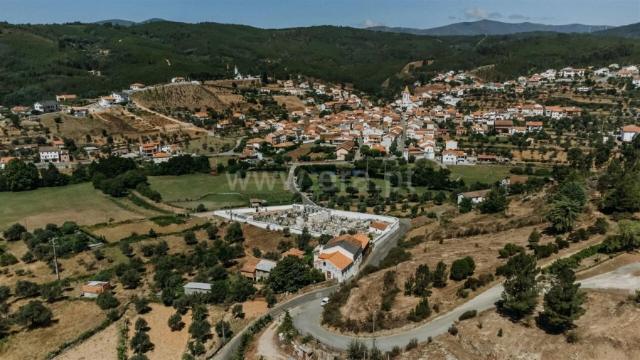 Moradia T1 para Venda em Casegas e Ourondo Foto 15