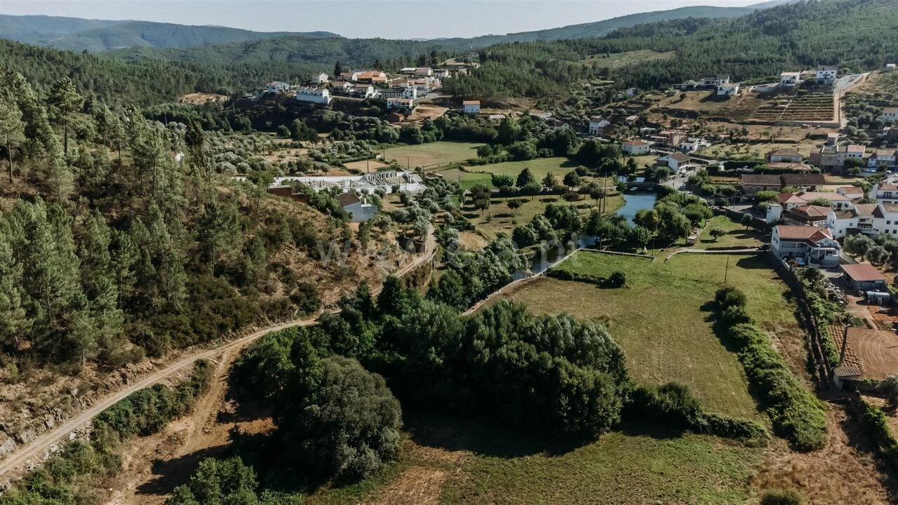 Moradia T1 para Venda em Casegas e Ourondo Foto 16