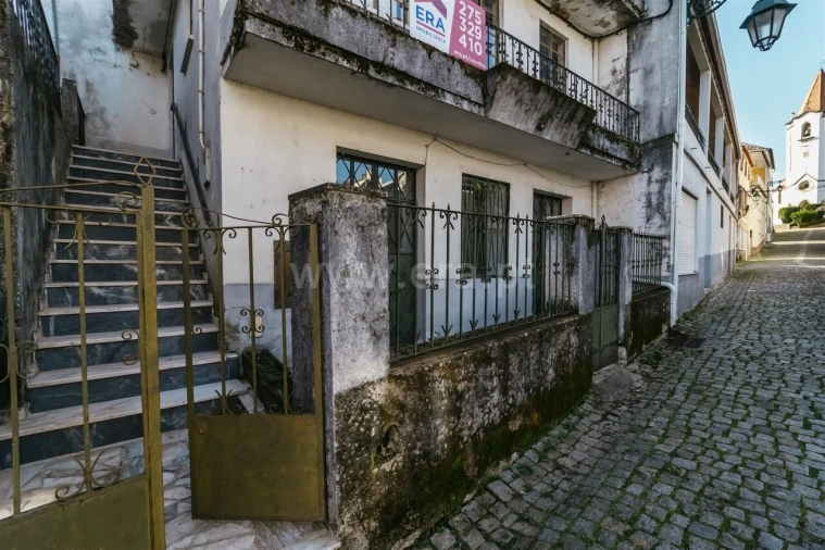 Moradia T5 para Venda em Casegas e Ourondo Foto 4