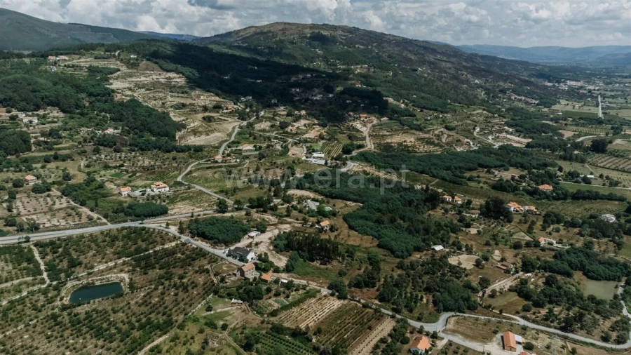 Terreno para Venda em Teixoso e Sarzedo Foto 16