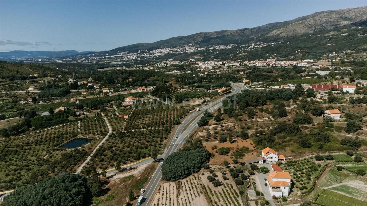 Terreno para Venda em Teixoso e Sarzedo Foto 7