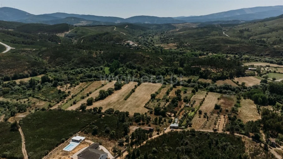 Terreno para Venda em Barco e Coutada Foto 3