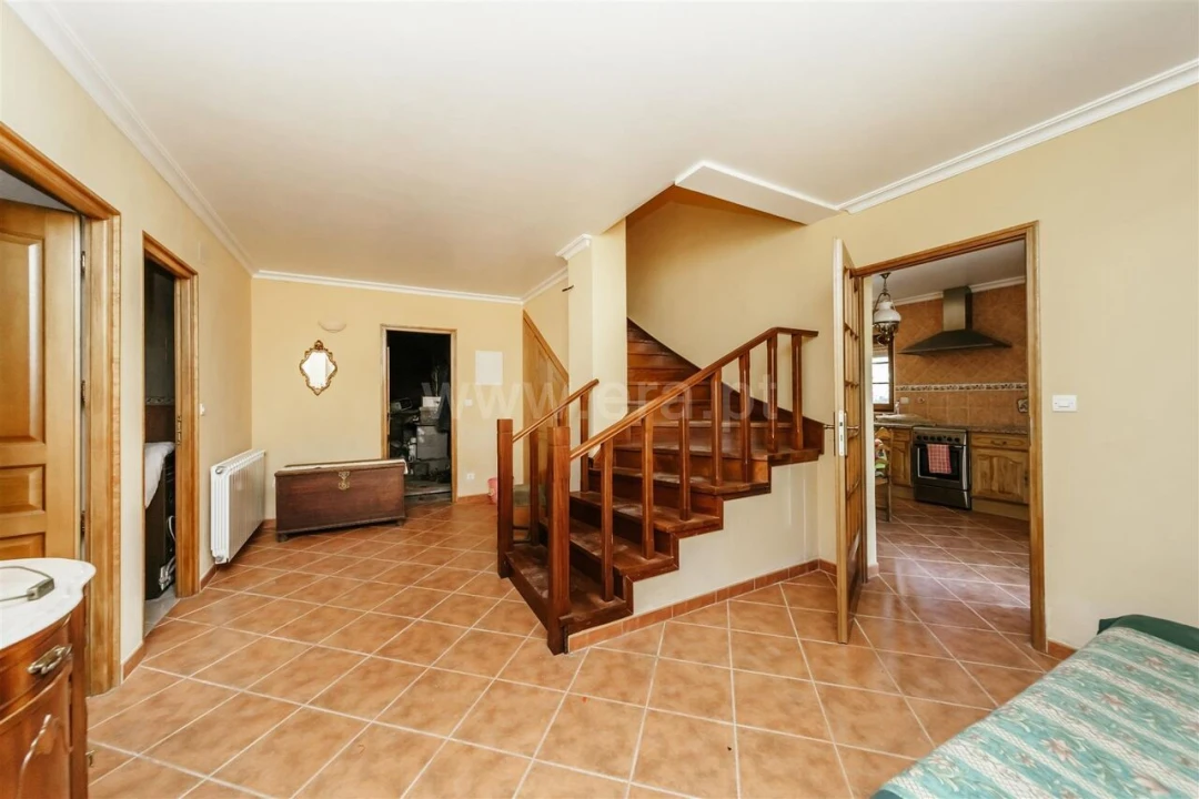 Moradia T4 para Venda em Casegas e Ourondo Foto 7