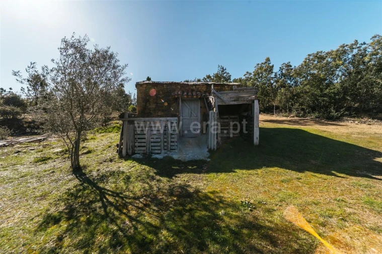 Quinta T0 para Venda em Peso e Vales do Rio Foto 8