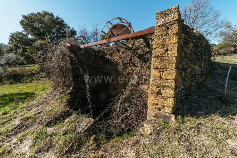 Quinta T0 para Venda em Peso e Vales do Rio Foto 15