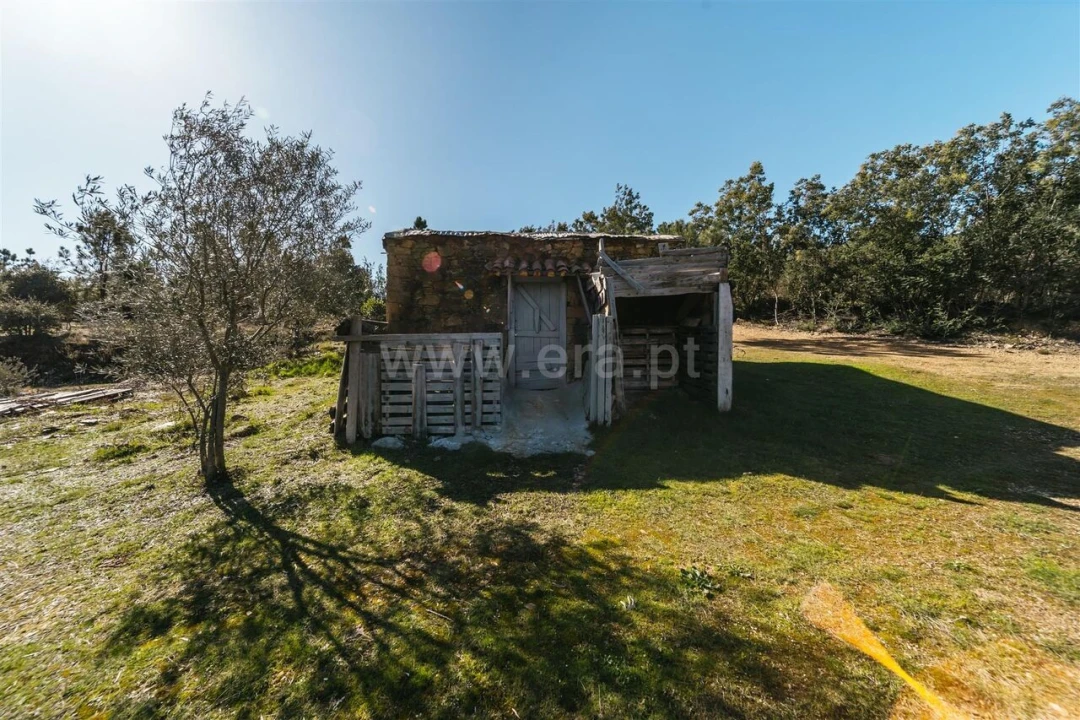 Quinta T0 para Venda em Peso e Vales do Rio Foto 8