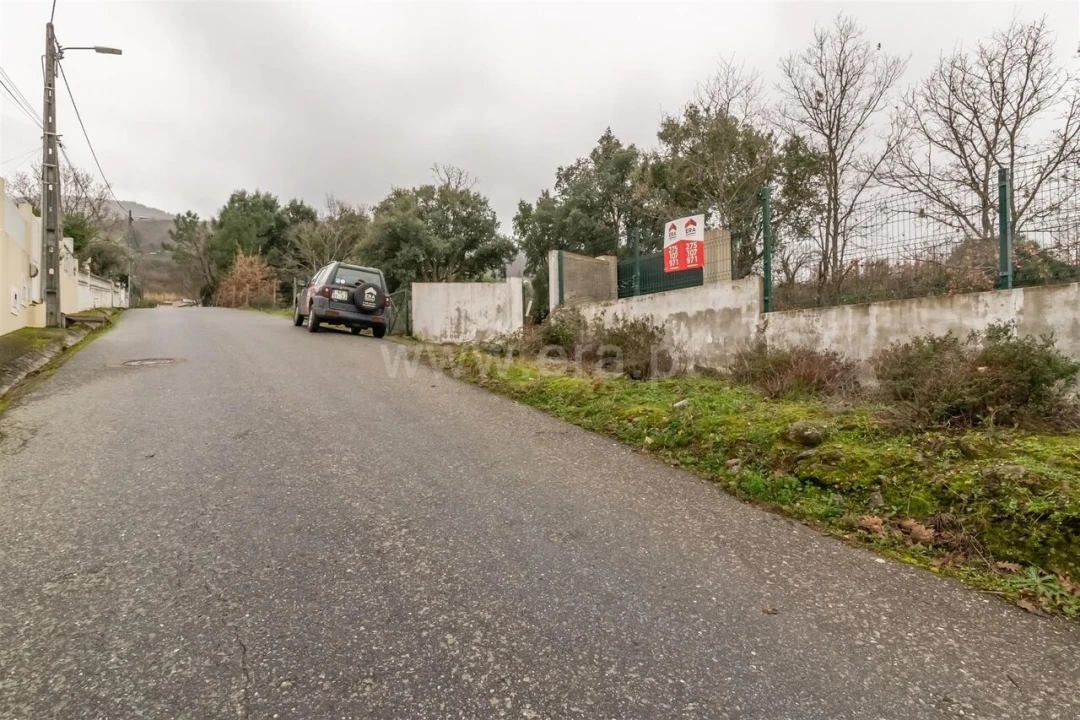 Terreno para Venda em Fundão, Valverde, Donas, A. Joanes, A. Nova Cabo Foto 1