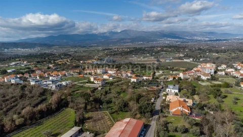 Terreno para Venda em Fundão, Valverde, Donas, A. Joanes, A. Nova Cabo