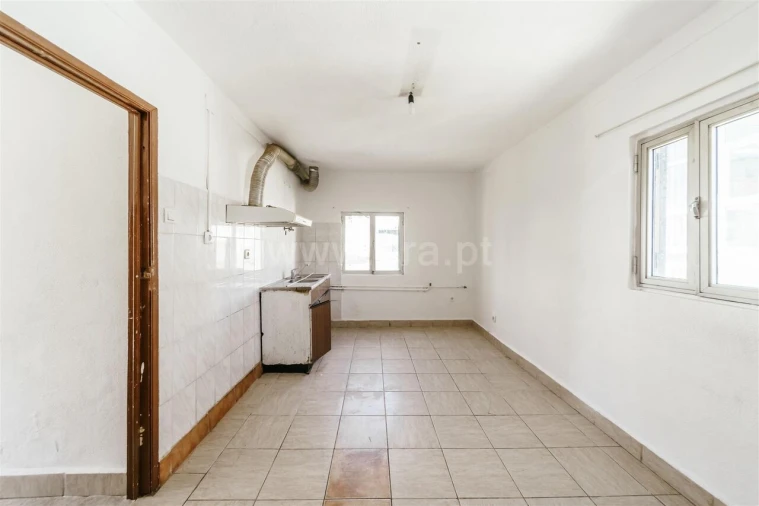 Moradia T2 para Venda em Vale de Prazeres e Mata da Rainha Foto 3