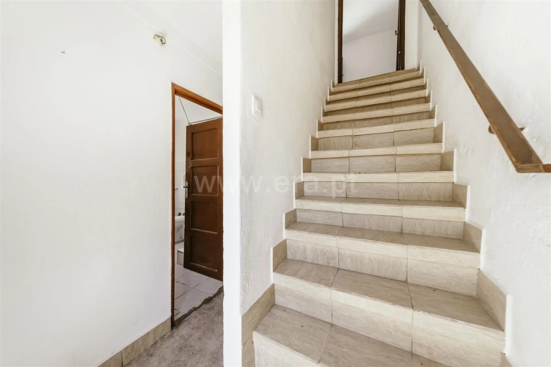 Moradia T2 para Venda em Vale de Prazeres e Mata da Rainha Foto 10