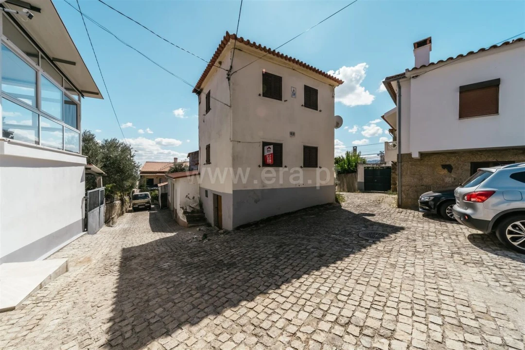 Moradia T2 para Venda em Vale de Prazeres e Mata da Rainha Foto 1