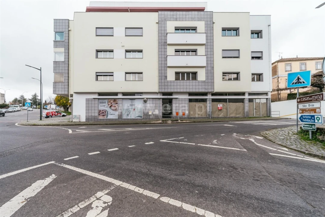 Loja para Venda em Fundão, Valverde, Donas, A. Joanes, A. Nova Cabo Foto 10
