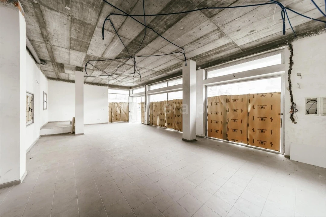 Loja para Venda em Fundão, Valverde, Donas, A. Joanes, A. Nova Cabo Foto 5