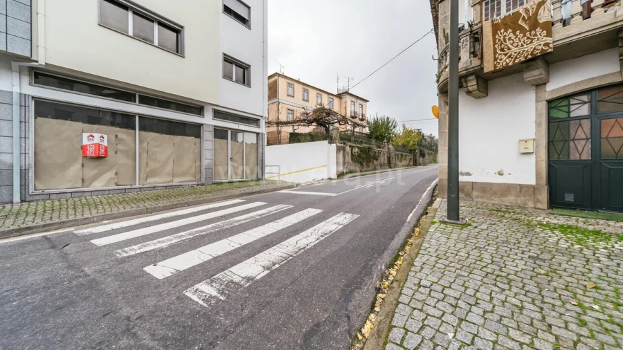 Loja para Venda em Fundão, Valverde, Donas, A. Joanes, A. Nova Cabo