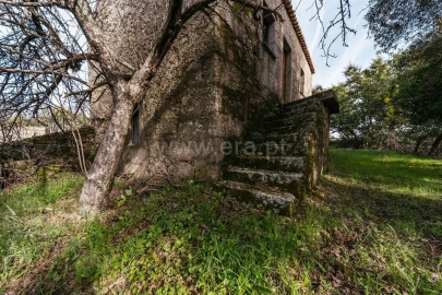 Quinta T0 para Venda em Póvoa de Atalaia e Atalaia do Campo