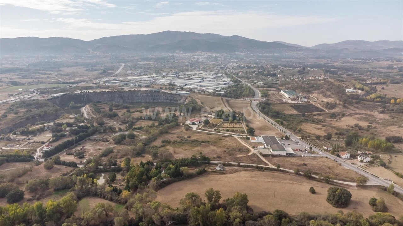 Terreno para Venda em Fundão, Valverde, Donas, A. Joanes, A. Nova Cabo Foto 4