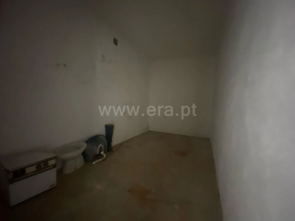 Loja para Arrendamento em Fundão, Valverde, Donas, A. Joanes, A. Nova Cabo Foto 7