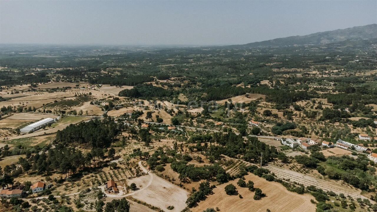 Terreno para Venda em Vale de Prazeres e Mata da Rainha Foto 18