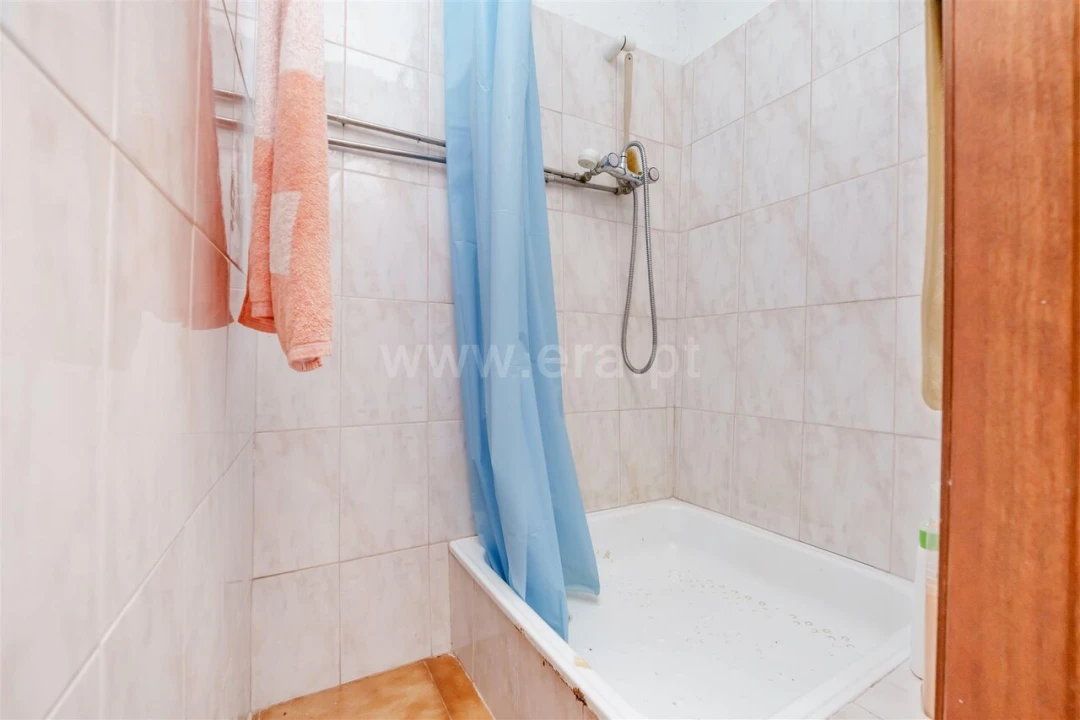 Moradia T2 para Venda em Vale de Prazeres e Mata da Rainha Foto 7