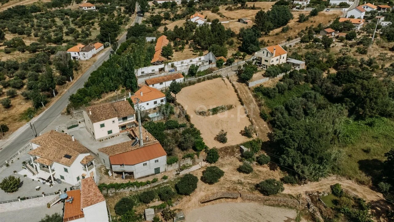 Terreno para Venda em Vale de Prazeres e Mata da Rainha Foto 19