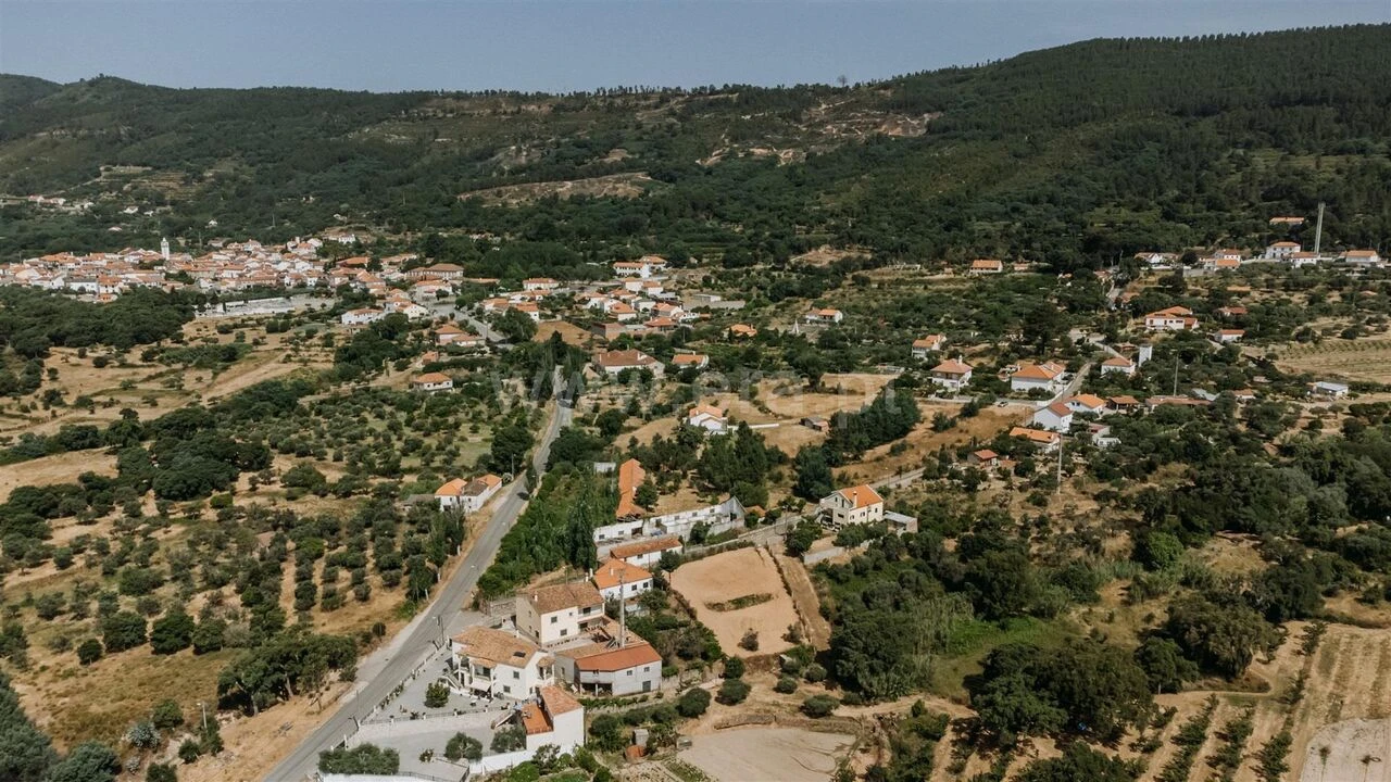 Terreno para Venda em Vale de Prazeres e Mata da Rainha Foto 20